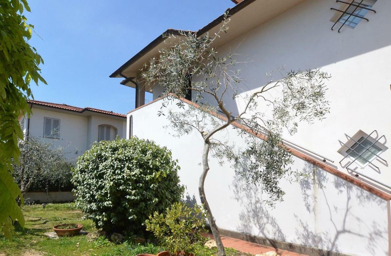 ポッジボンシLa Casa Di Chloeアパートメント エクステリア 写真